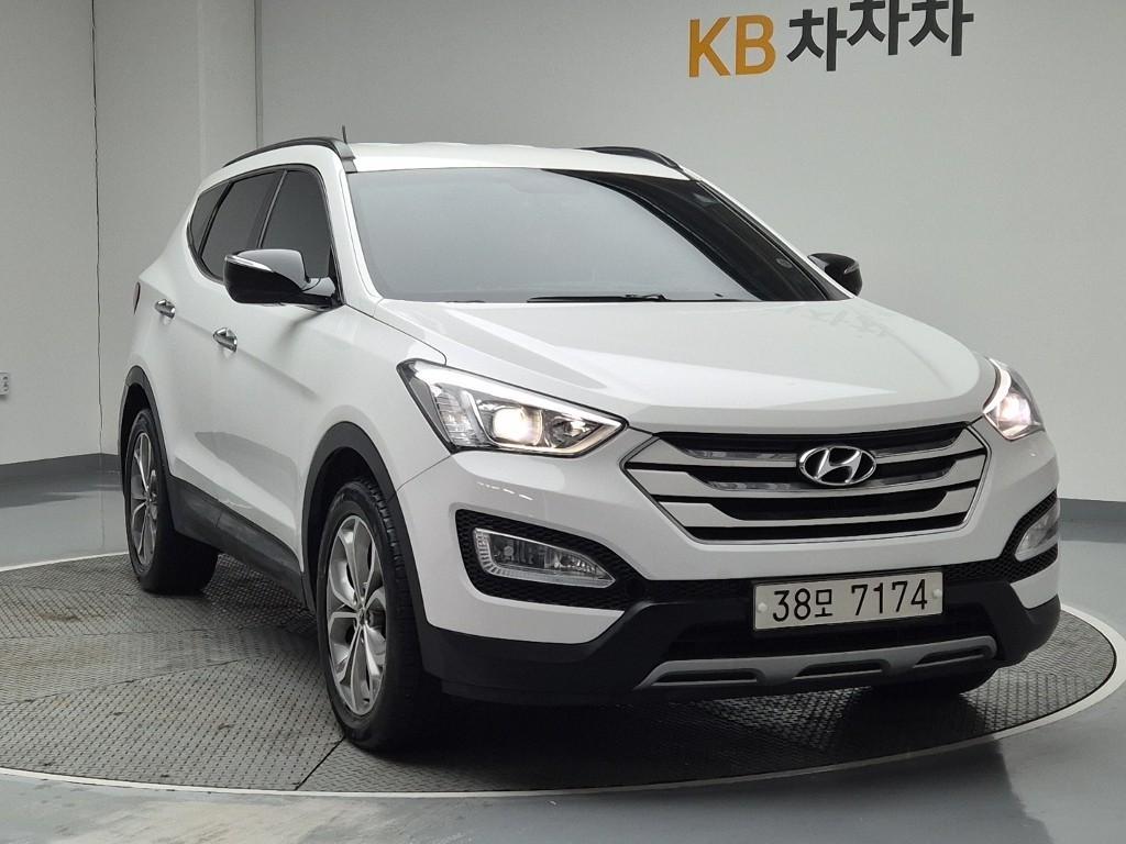 HYUNDAI Santa Fe - Vista 4