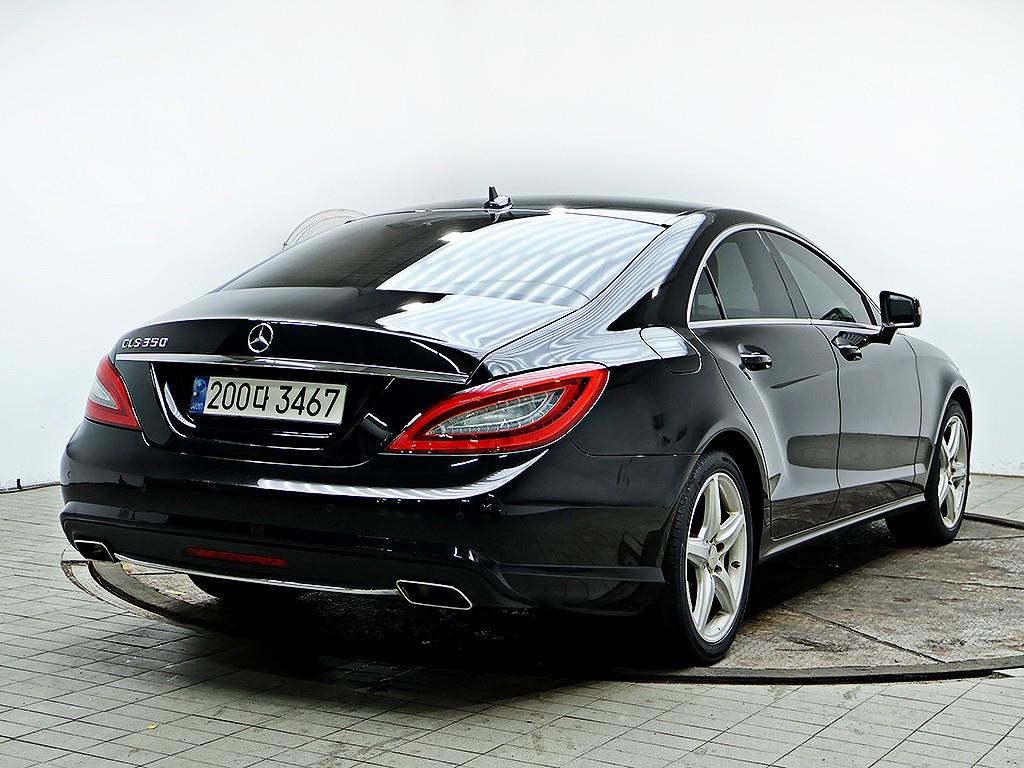 Mercedes Benz CLS Class - Vista 7