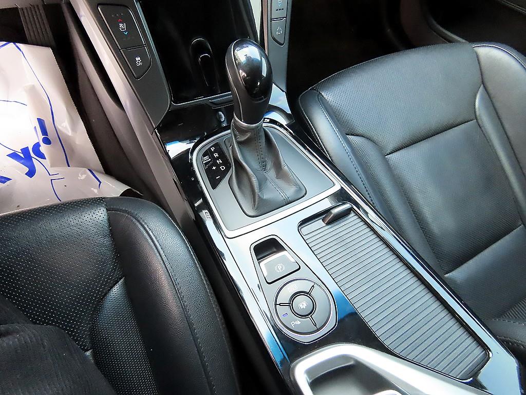 HYUNDAI i40 - Vista 10