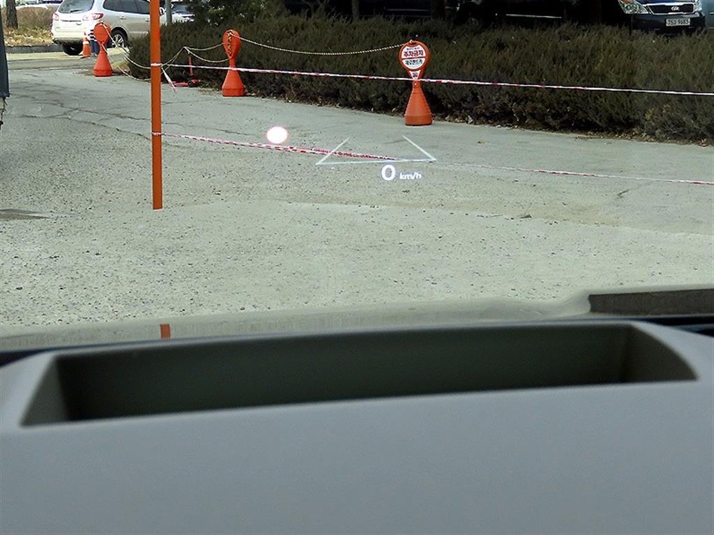 KIA Carnival - Vista 10