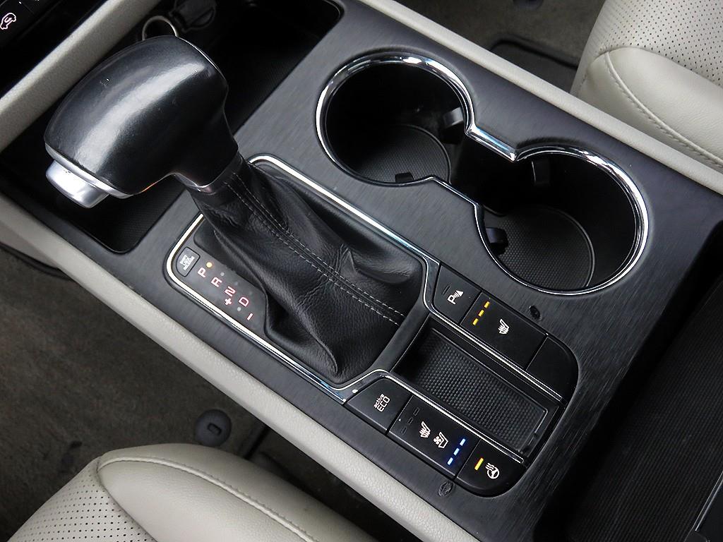 KIA Carnival 2019 Negro - Importación desde Corea - HF Imports Iquique - Foto 14