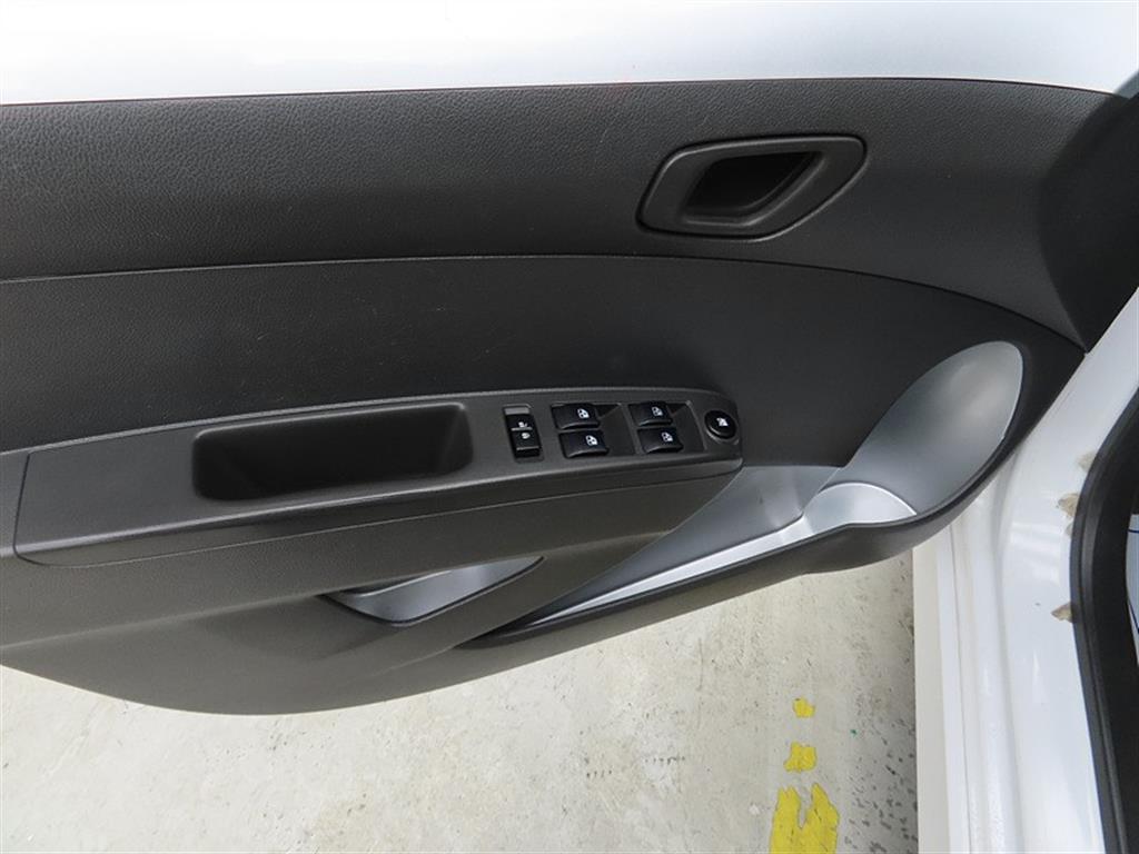 Chevrolet Spark 2014 Blanco - Importación desde Corea - HF Imports Iquique - Foto 13