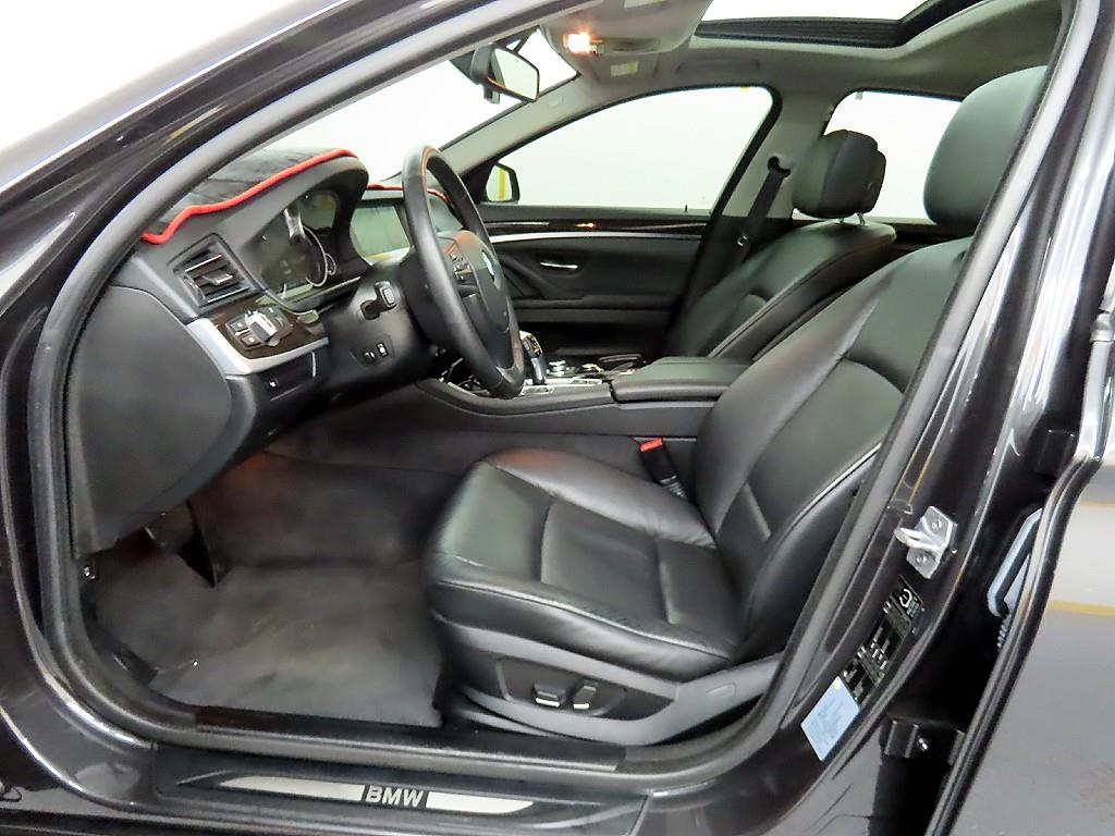 BMW 5 Series - Vista 5