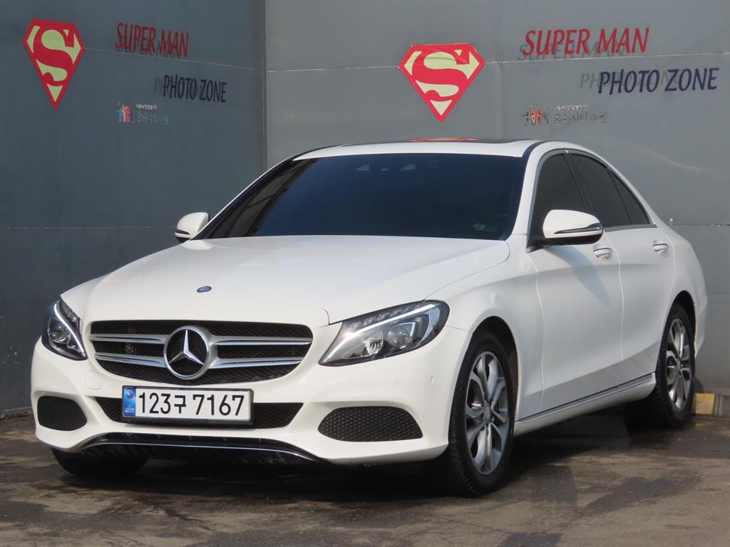 Mercedes Benz C Class 2017 Blanco - Importación desde Corea - HF Imports Iquique - Foto 1