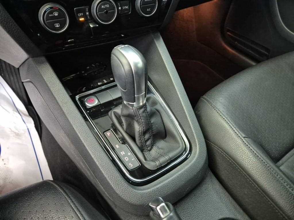 Volkswagen Jetta - Vista 8