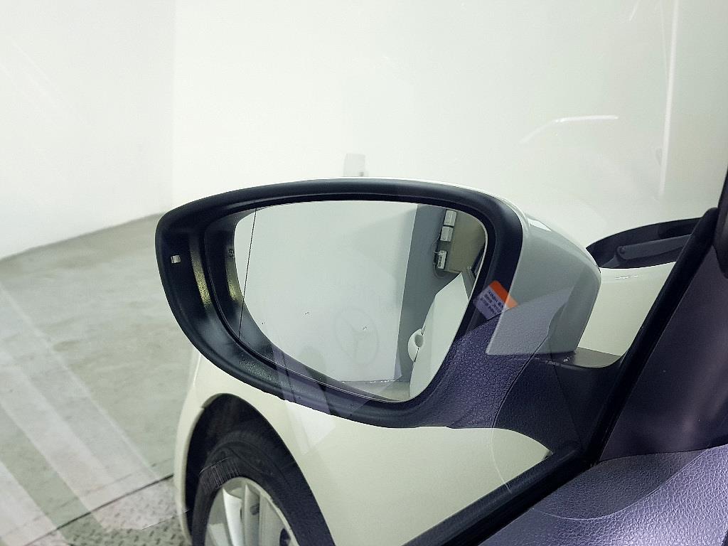 Volkswagen Jetta 2012 Blanco - Importación desde Corea - HF Imports Iquique - Foto 14