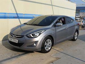 HYUNDAI Avante - Vista 4