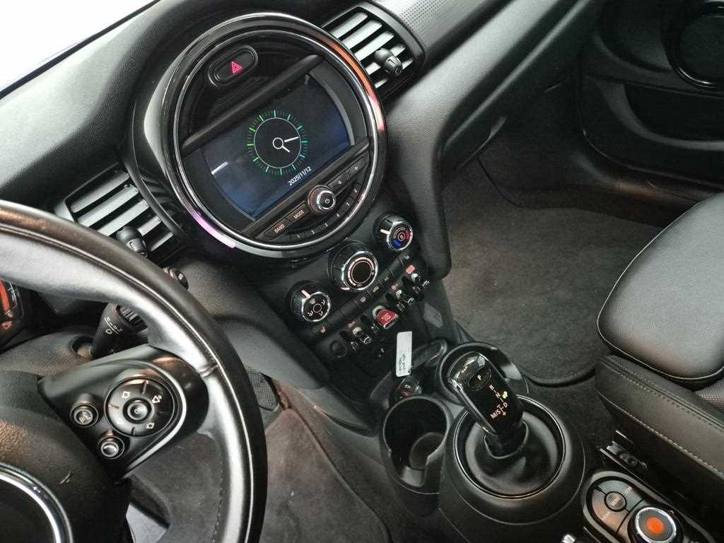 Mini Cooper - Vista 10