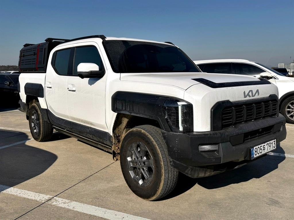 KIA Tasman - Vista 5