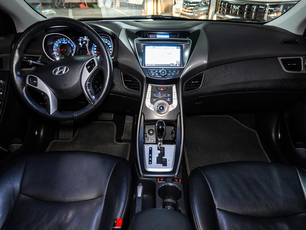 HYUNDAI Avante 2012 Blanco - Importación desde Corea - HF Imports Iquique - Foto 13