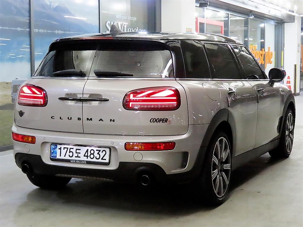 Mini Clubman - Vista 4
