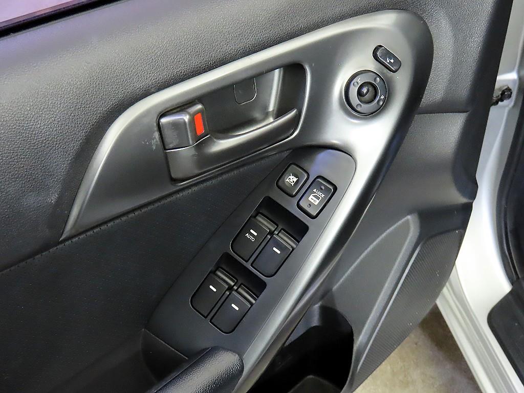 KIA Forte 2011 Plateado - Importación desde Corea - HF Imports Iquique - Foto 13