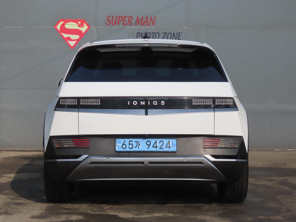 HYUNDAI Ioniq 5 - Vista 7