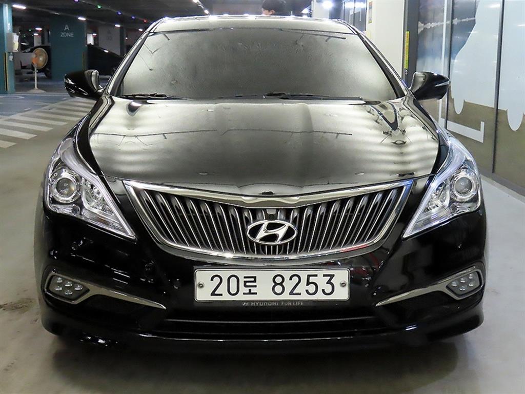 HYUNDAI Grandeur - Vista 2