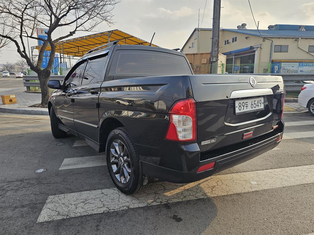 Ssangyong Korando - Vista 4