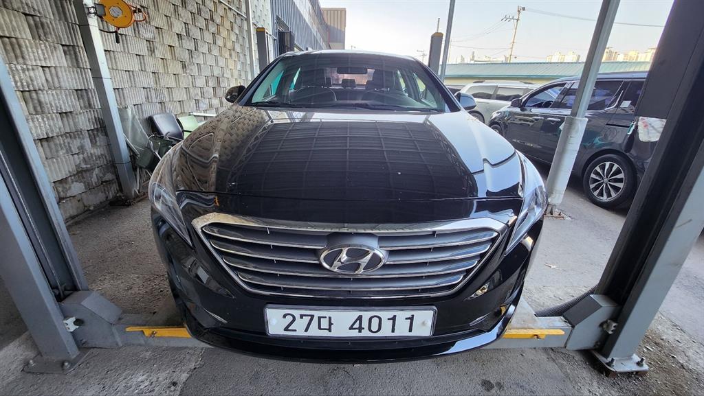 HYUNDAI Sonata - Vista 2