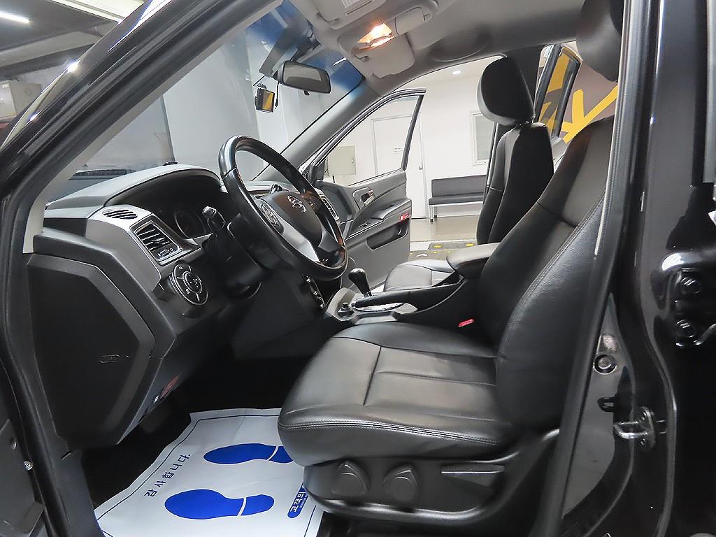 Ssangyong Korando 2018 Negro - Importación desde Corea - HF Imports Iquique - Foto 12