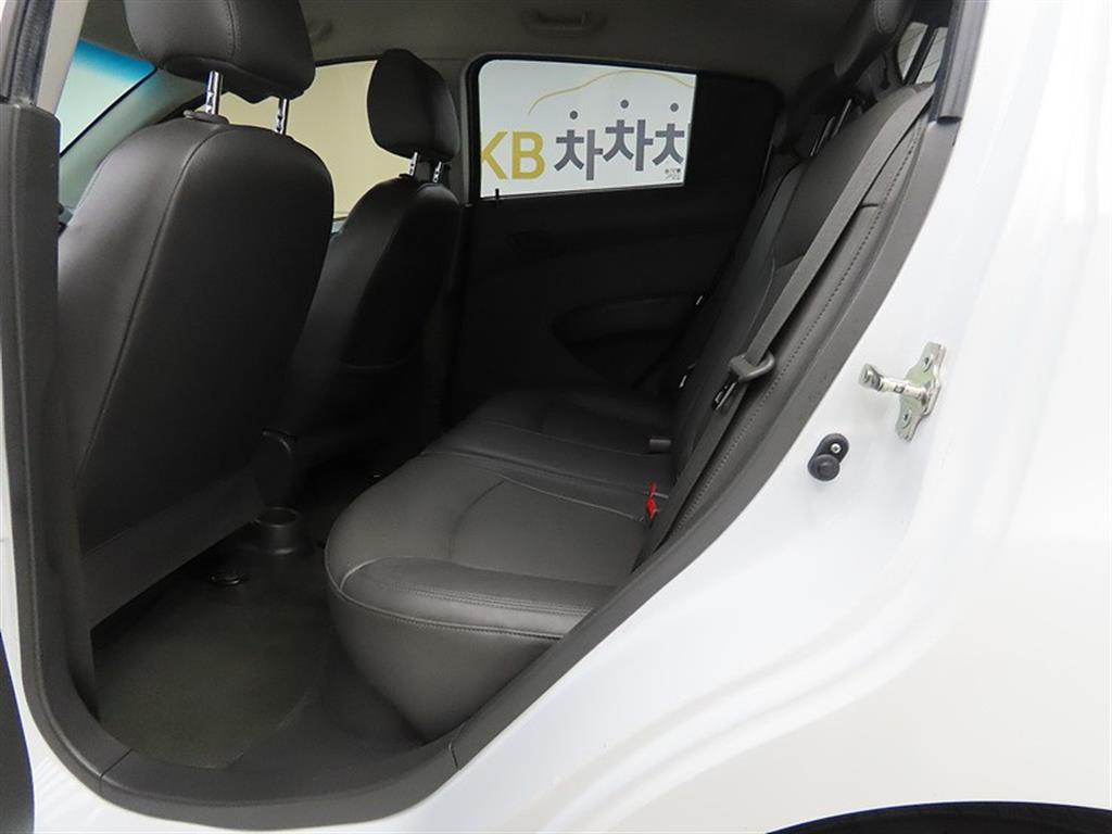 Chevrolet Spark - Vista 6