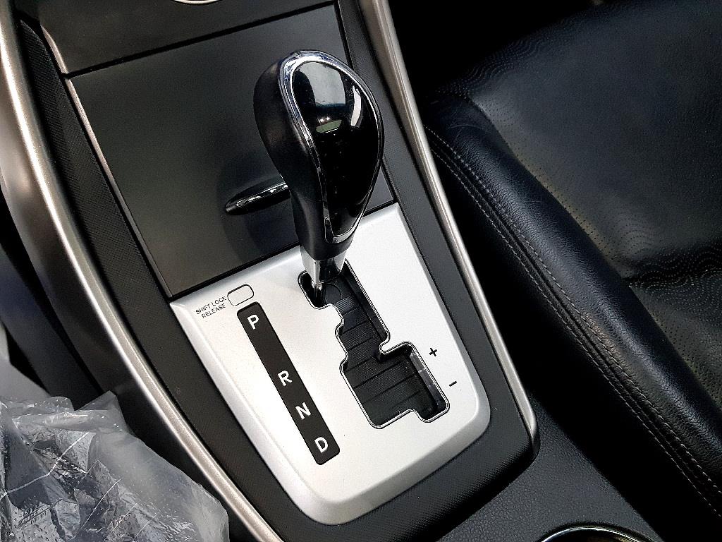 HYUNDAI Avante 2012 Blanco - Importación desde Corea - HF Imports Iquique - Foto 15