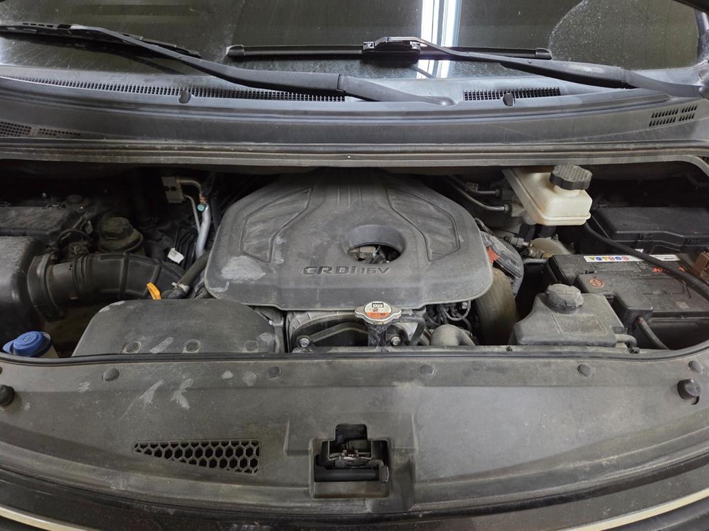 HYUNDAI Starex 2018 Negro - Importación desde Corea - HF Imports Iquique - Foto 16