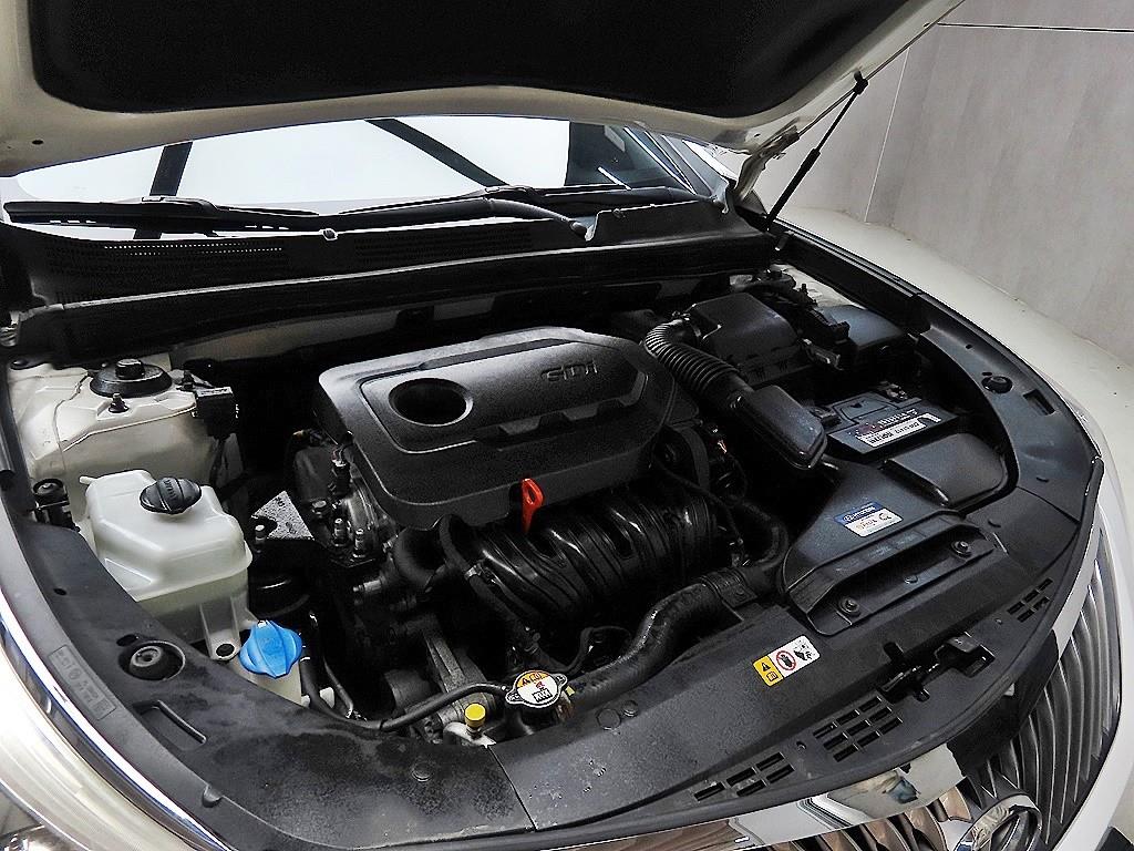 HYUNDAI Grandeur 2015 Blanco - Importación desde Corea - HF Imports Iquique - Foto 18