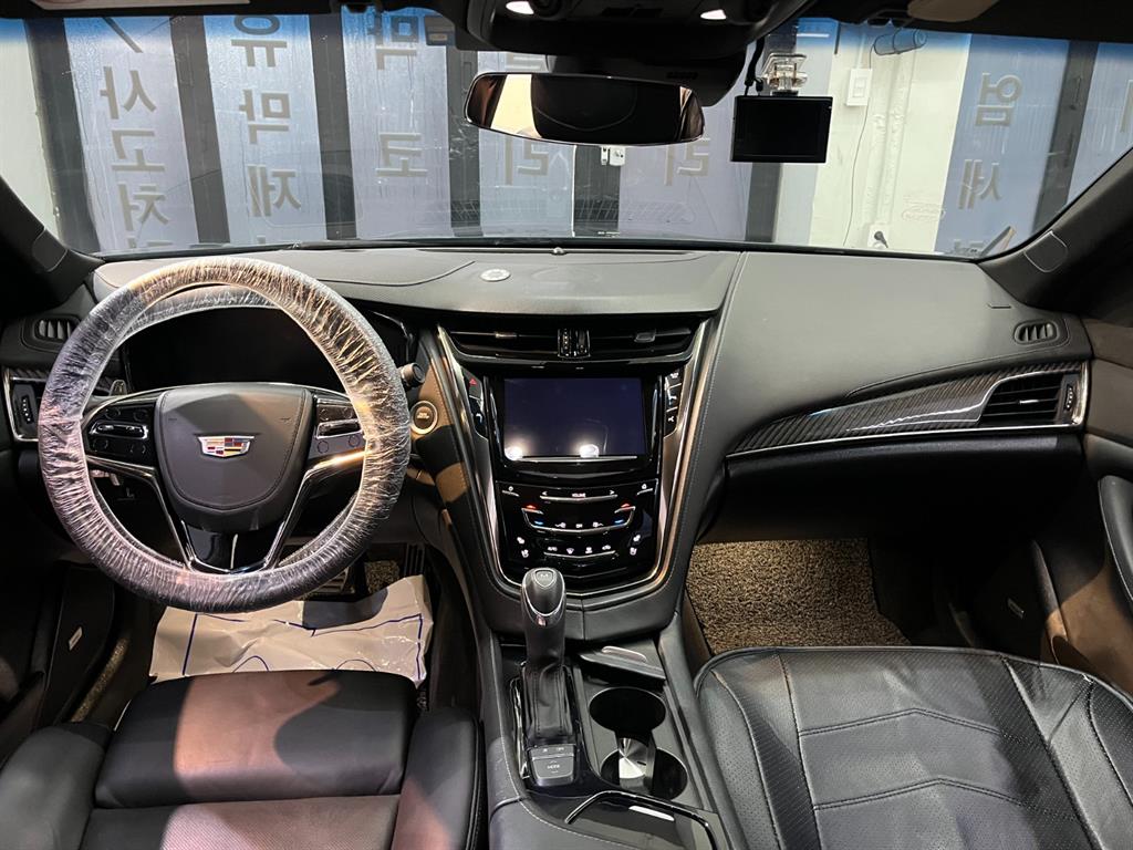 Cadillac CTS - Vista 9