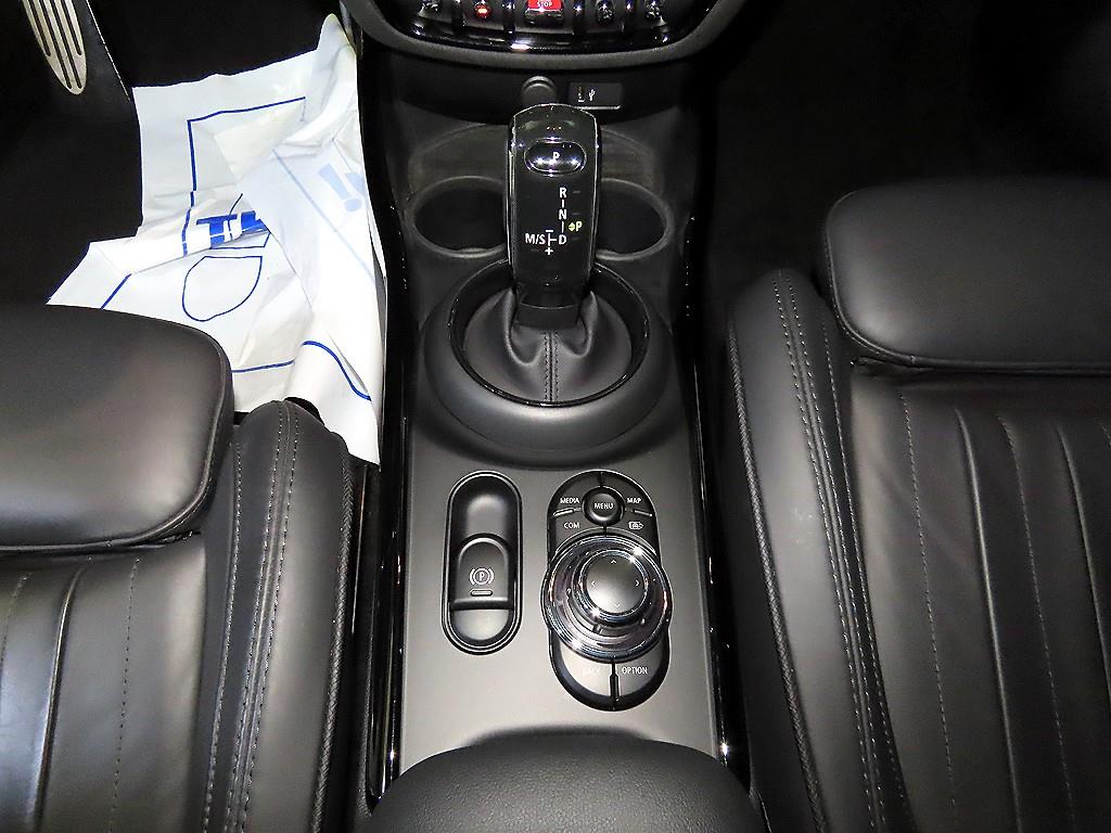 Mini Clubman - Vista 12