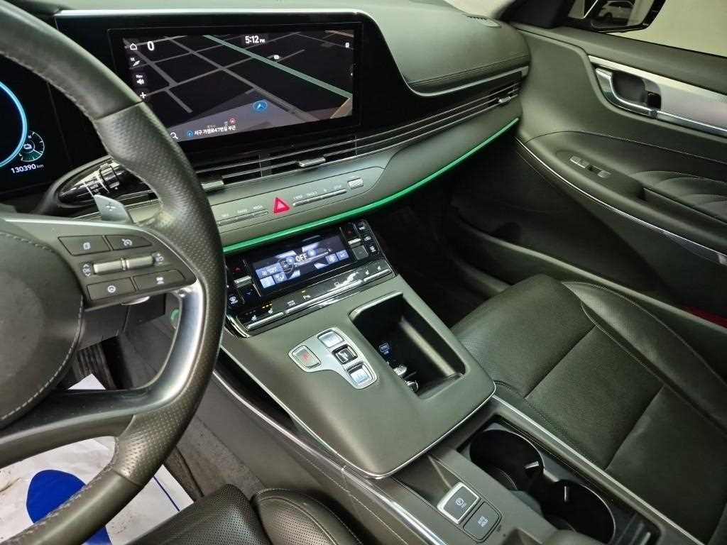 HYUNDAI Grandeur - Vista 10
