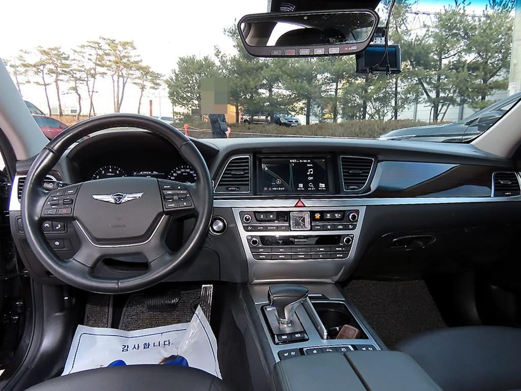 Genesis G80 - Vista 7