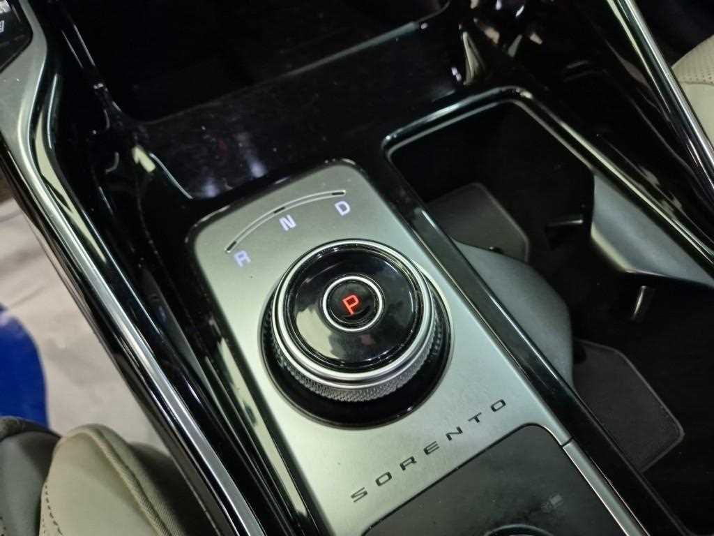 KIA Sorento - Vista 8