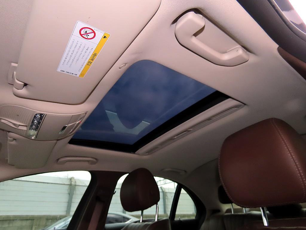 Mercedes Benz E class 2017 Negro - Importación desde Corea - HF Imports Iquique - Foto 17