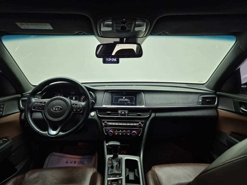 KIA K5 - Vista 7