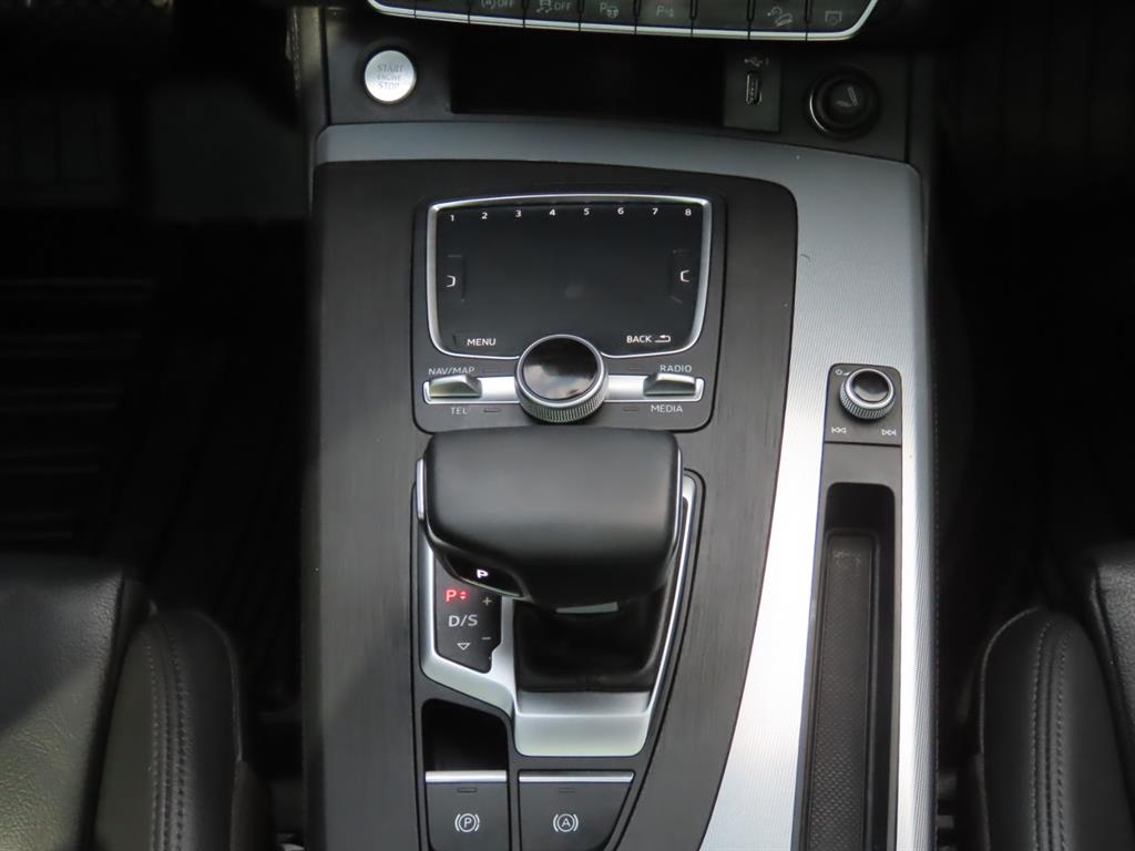 Audi Q5 2020 Negro - Importación desde Corea - HF Imports Iquique - Foto 13