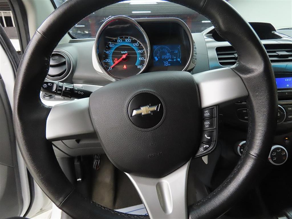 Chevrolet Spark - Vista 8