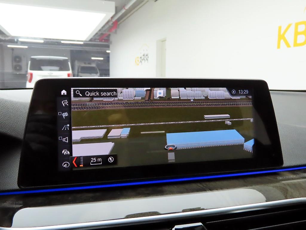 BMW 5 Series - Vista 8