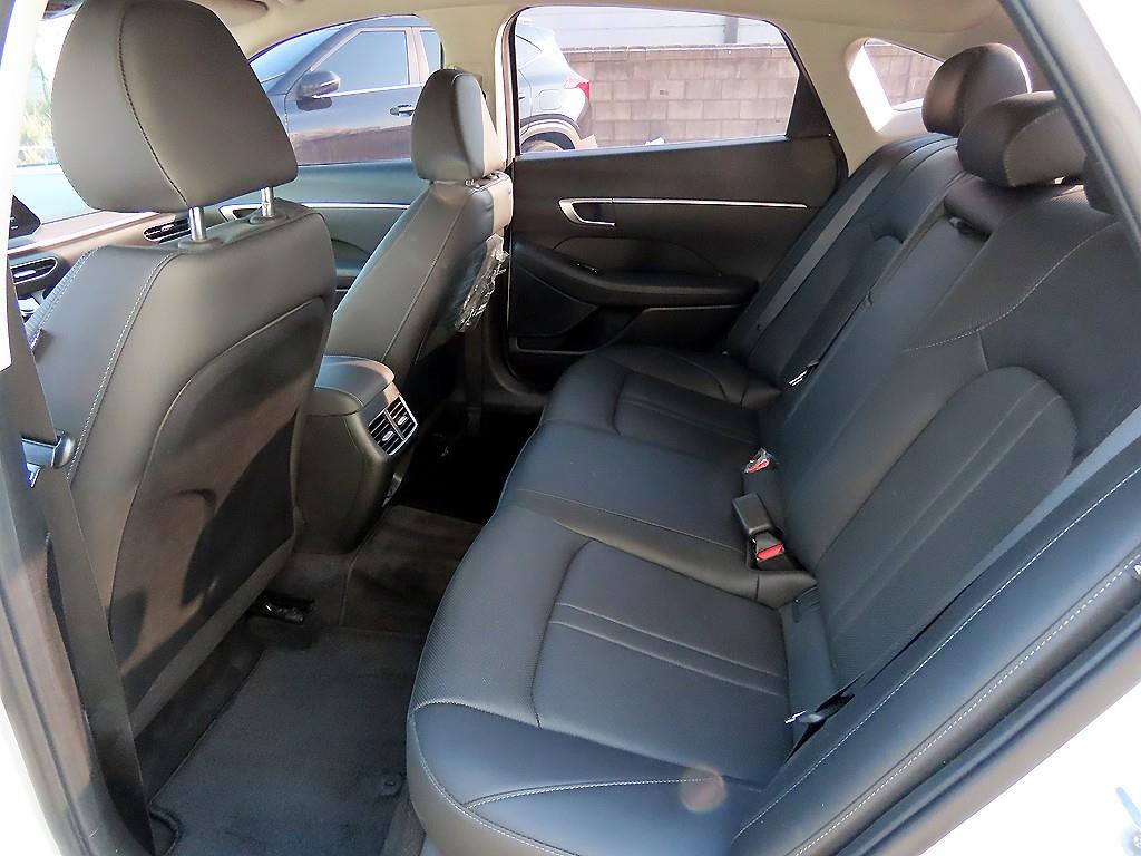 HYUNDAI Sonata - Vista 7