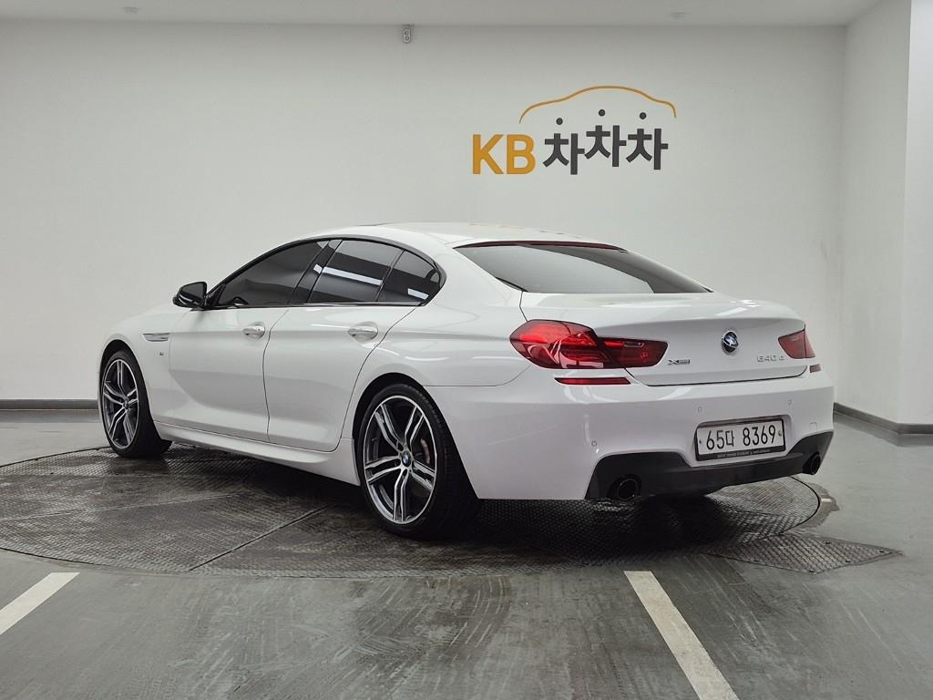 BMW 6 series - Vista 3