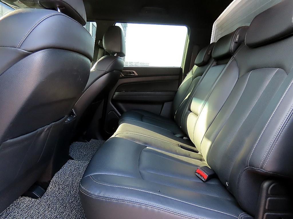 Ssangyong Rexton - Vista 7