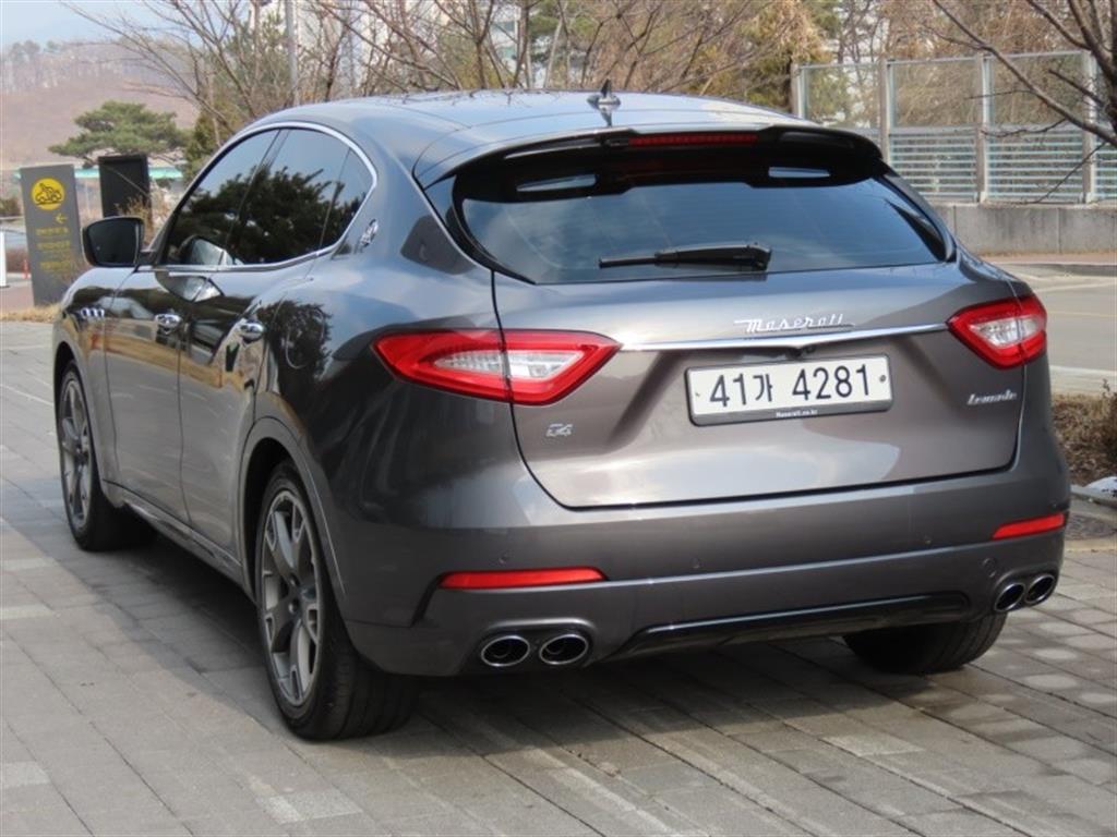 Maserati Levante - Vista 7