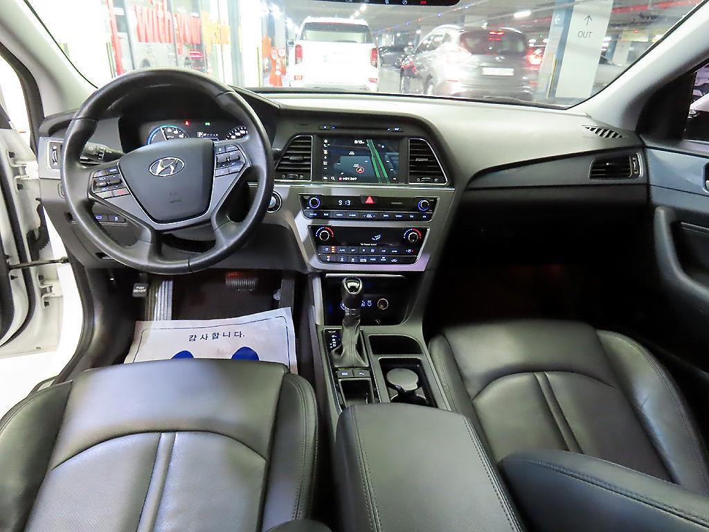 HYUNDAI Sonata - Vista 10