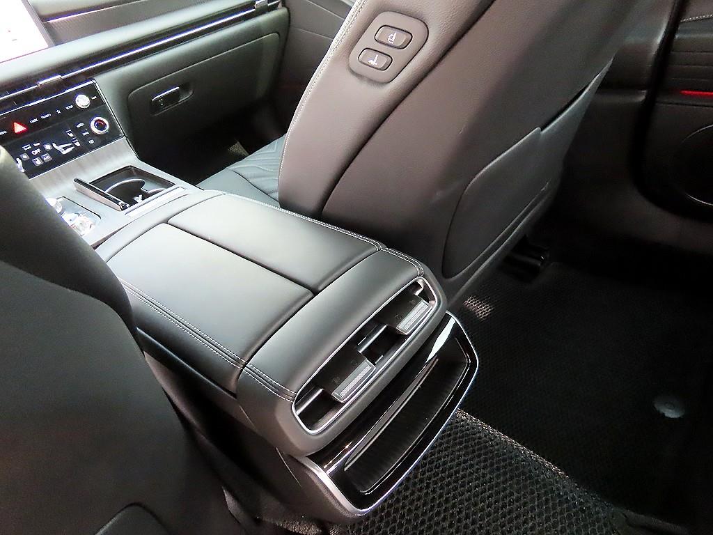 Genesis G80 2025 Gris - Importación desde Corea - HF Imports Iquique - Foto 15