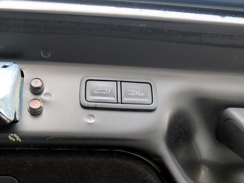 HYUNDAI Staria 2023 Negro - Importación desde Corea - HF Imports Iquique - Foto 17