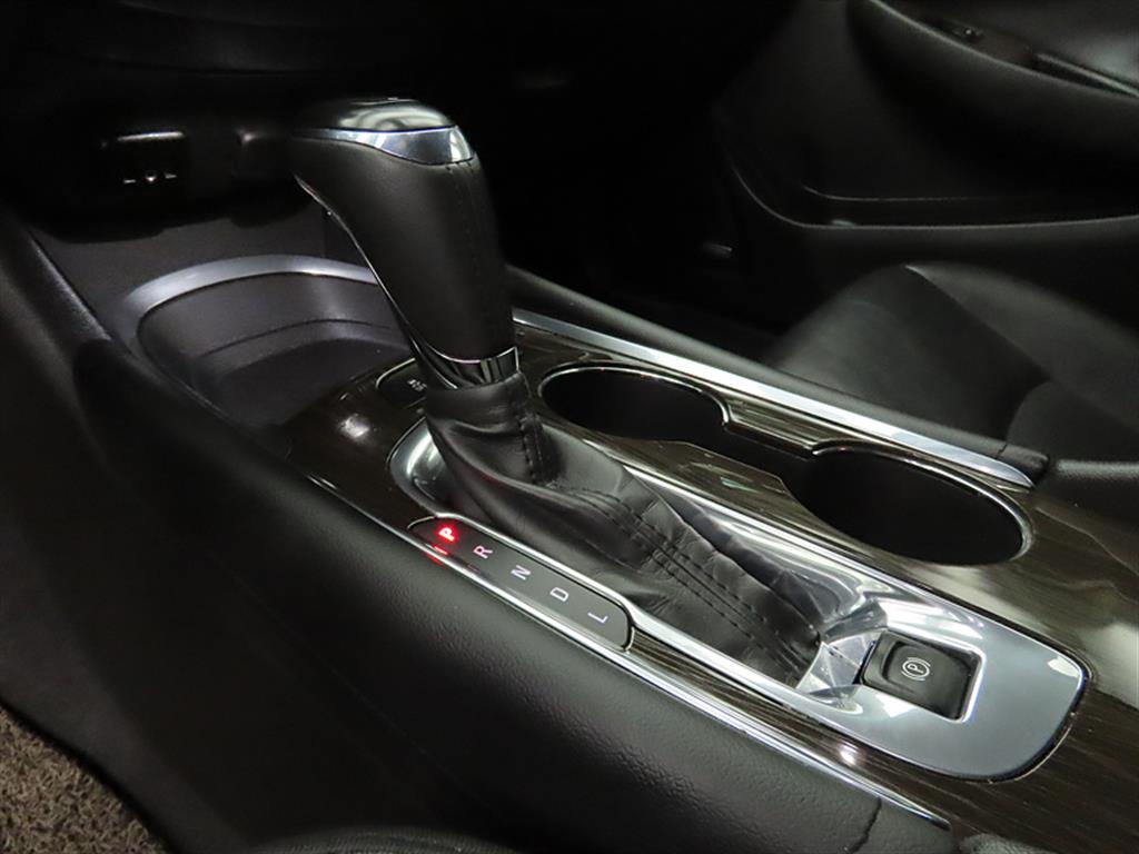 Chevrolet Malibu - Vista 11