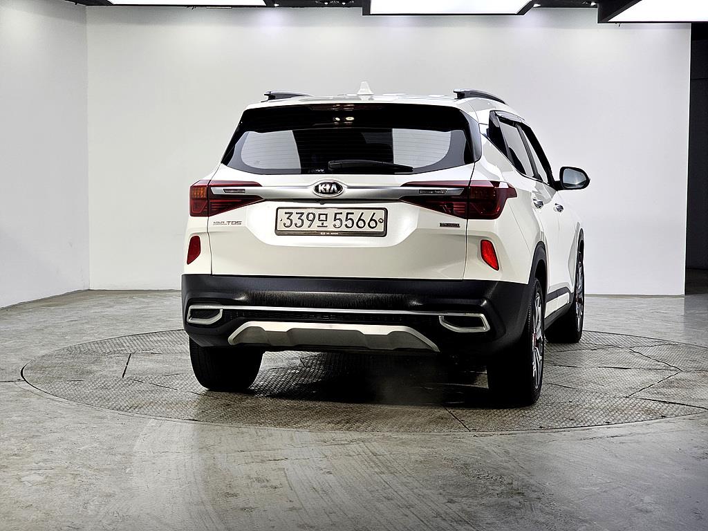 KIA Seltos - Vista 3