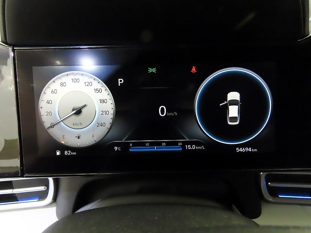 HYUNDAI Avante - Vista 9