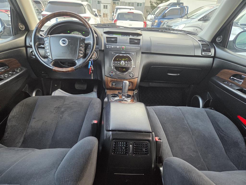 Ssangyong Rexton - Vista 9