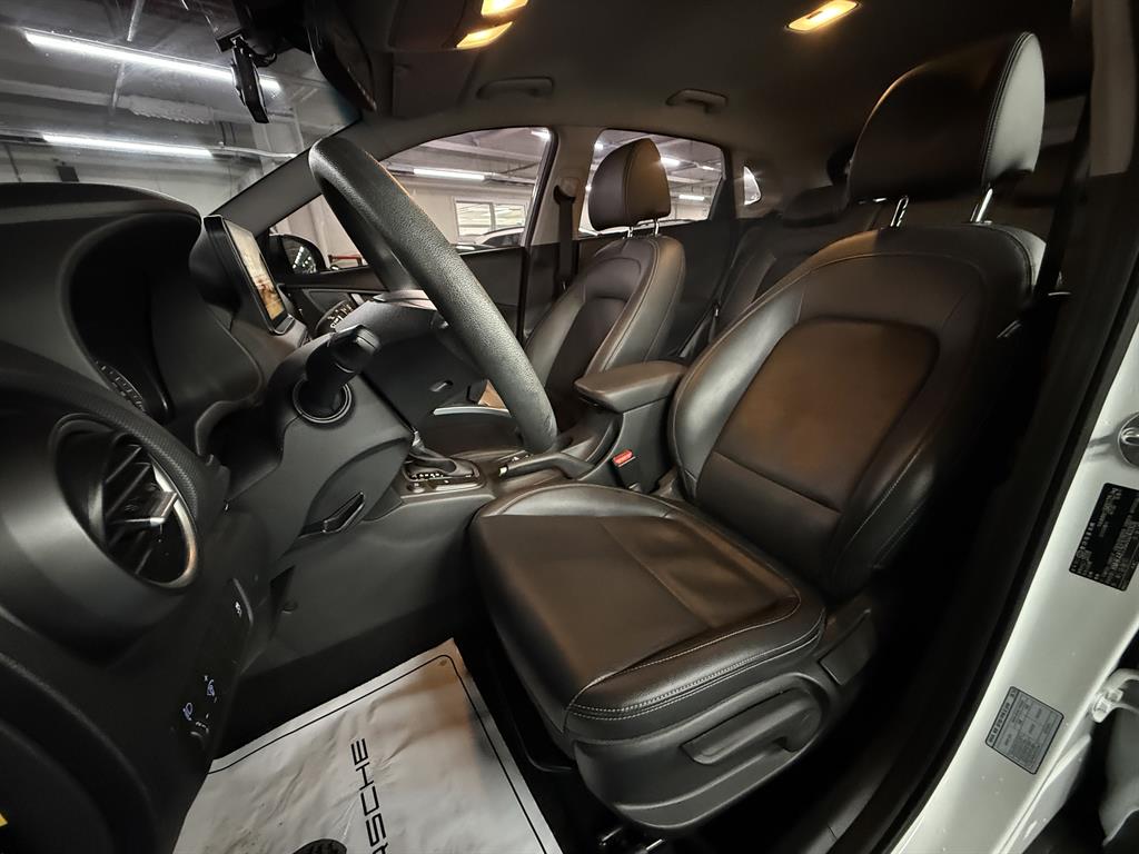 HYUNDAI Kona - Vista 5