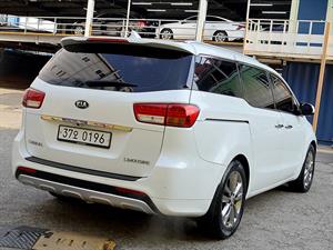 KIA Carnival - Vista 8