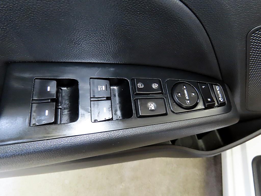 HYUNDAI Avante 2019 Blanco - Importación desde Corea - HF Imports Iquique - Foto 13