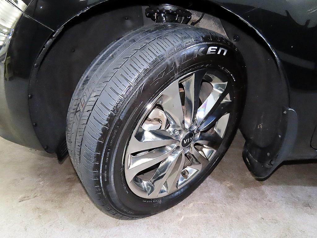 KIA Carnival 2015 Negro - Importación desde Corea - HF Imports Iquique - Foto 20